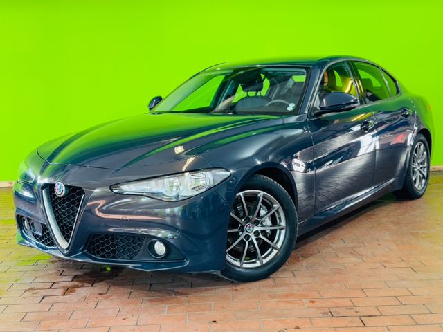 Alfa Romeo Giulia Super Leder Finanzierung Garantie 1.Hand