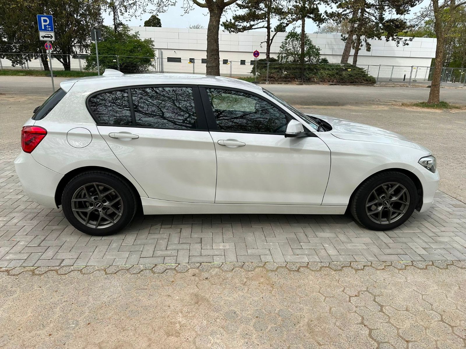 BMW 118i Advantage 