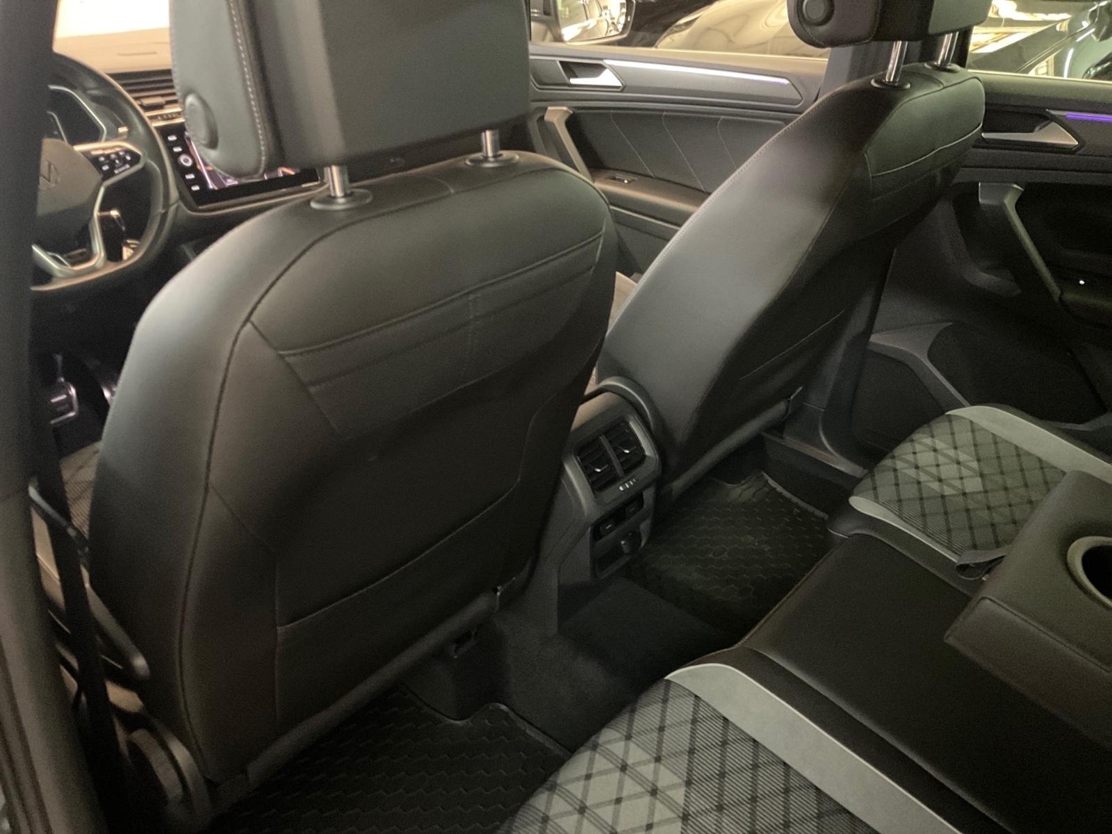 Volkswagen Tiguan R-Line, Navi, Kamera, ACC, SH, TÜV 08/28, миниатюра 22