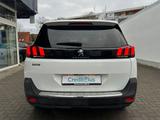 Peugeot 5008 BlueHDi 130 Allure 7 SITZER / SHZ - Peugeot 5008 Allure mit Diesel-Antrieb