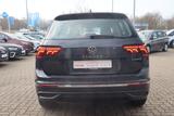 Volkswagen Tiguan Life DSG LED Navi DAB ACC PDC Kamera - Volkswagen Tiguan mit Hybrid-Antrieb: Geländewagen