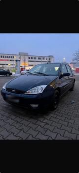 Ford Focus 2002, Benzin TÜV 2 Jahre - Ford Focus aus 2002: Kombi