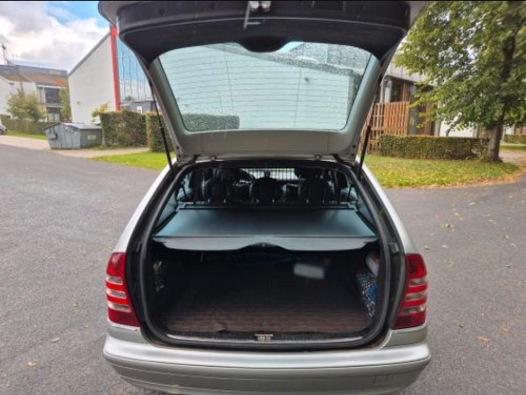 Mercedes-Benz C230 2004 — photo 5