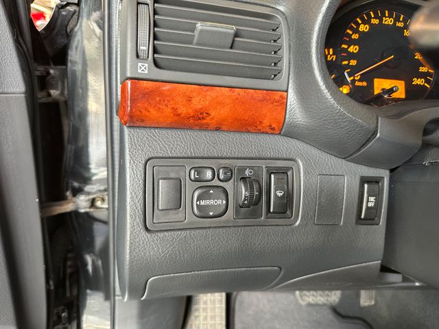 Toyota Avensis 2.4 Executive Liftback