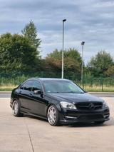 Mercedes-Benz Mercedes C300 V6 Avantgarde | AMG Optik | ... - gebrauchte Mercedes-Benz C 300 aus dem Jahr 2010