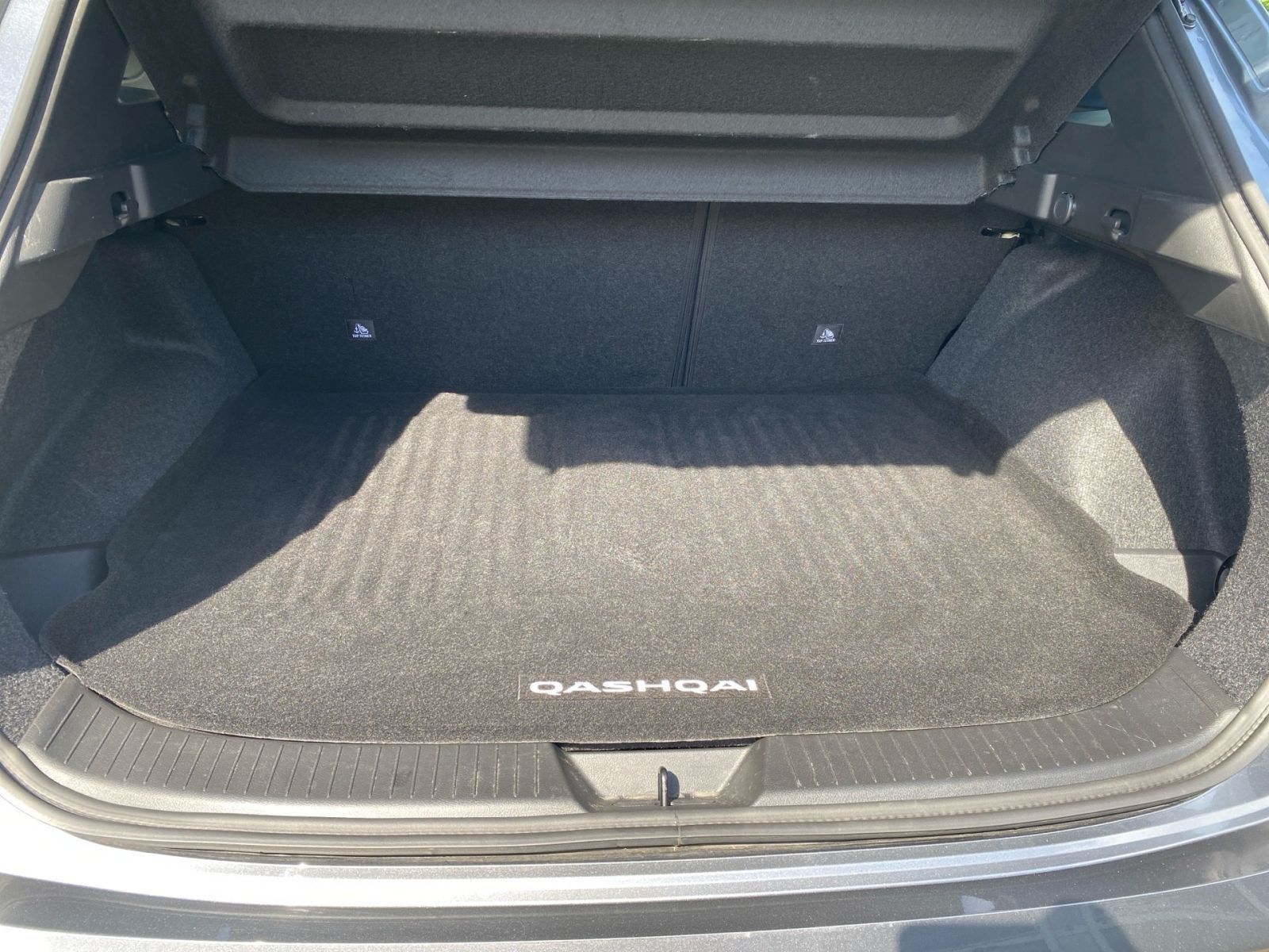 Fahrzeugabbildung Nissan Qashqai 1.3DIG-T Autom. N-Connecta*AHK*Pano*360'