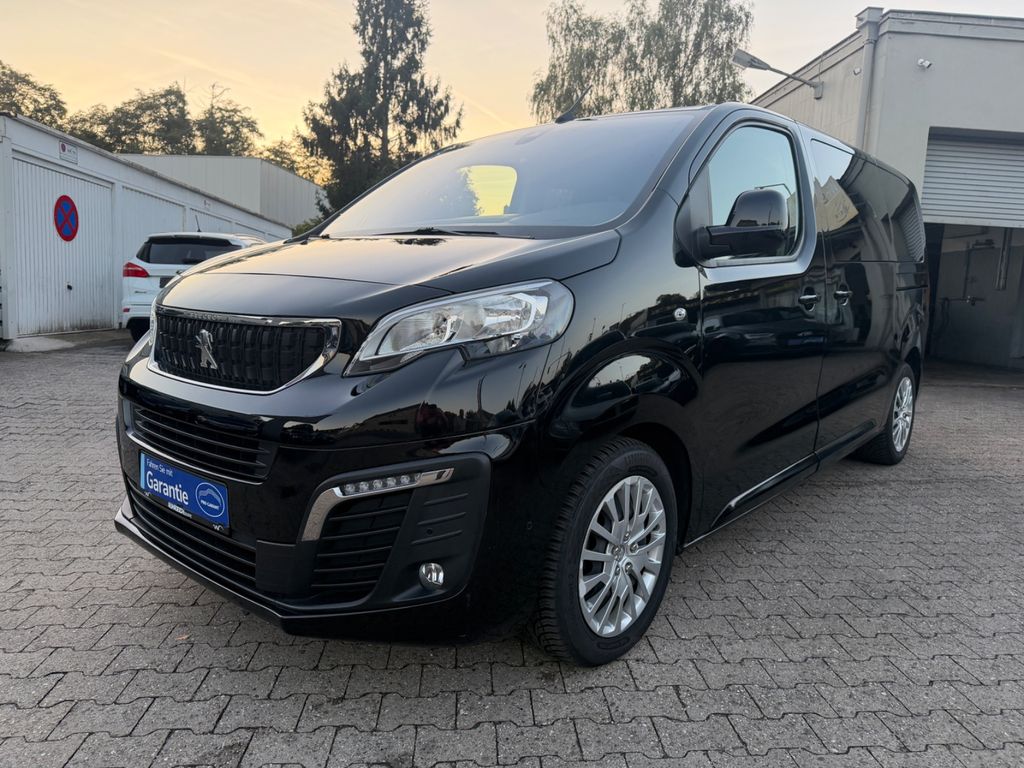 Image of Peugeot Traveller