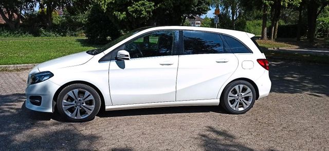 MERCEDES-BENZ Mercedes B220 d, URBAN, Garagenwagen, mit ...