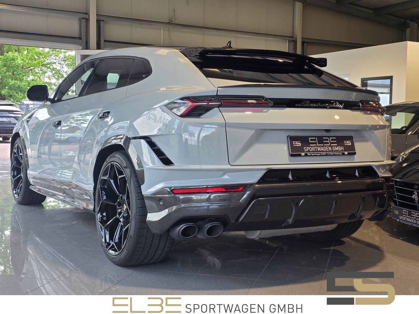 Lamborghini Urus PERFORMANTE FULL CARBON Akrapovic B&O foto 7
