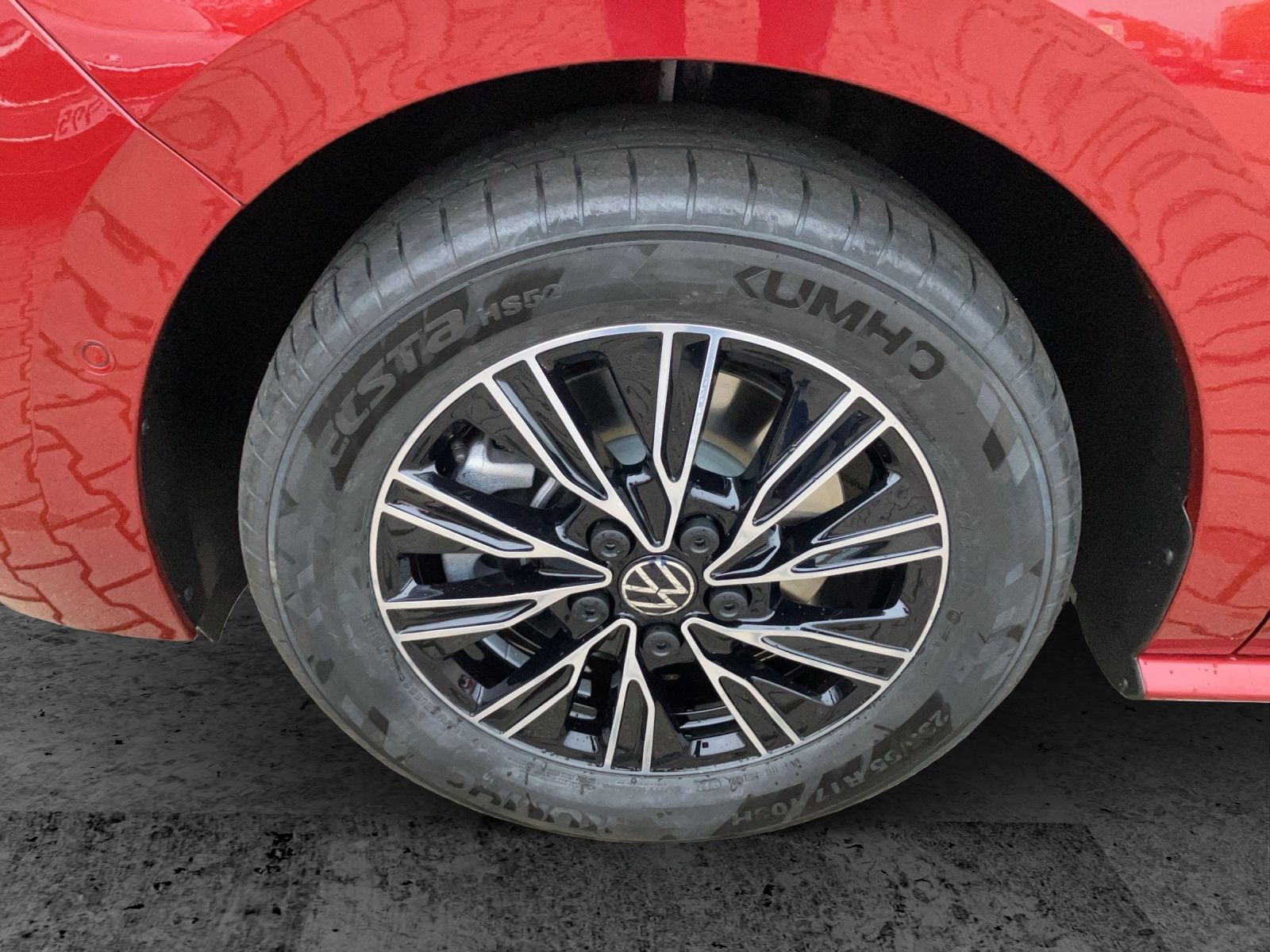 Fahrzeugabbildung Volkswagen T7 Multivan TDI Life DSG KLIMA, AHK, STANDH., DC
