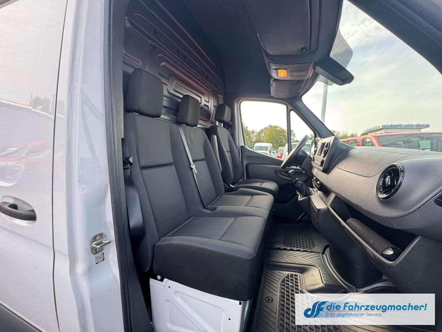 Fahrzeugabbildung Mercedes-Benz Sprinter Kasten MAXI 315CDI L4 Navi Kamer CarPla