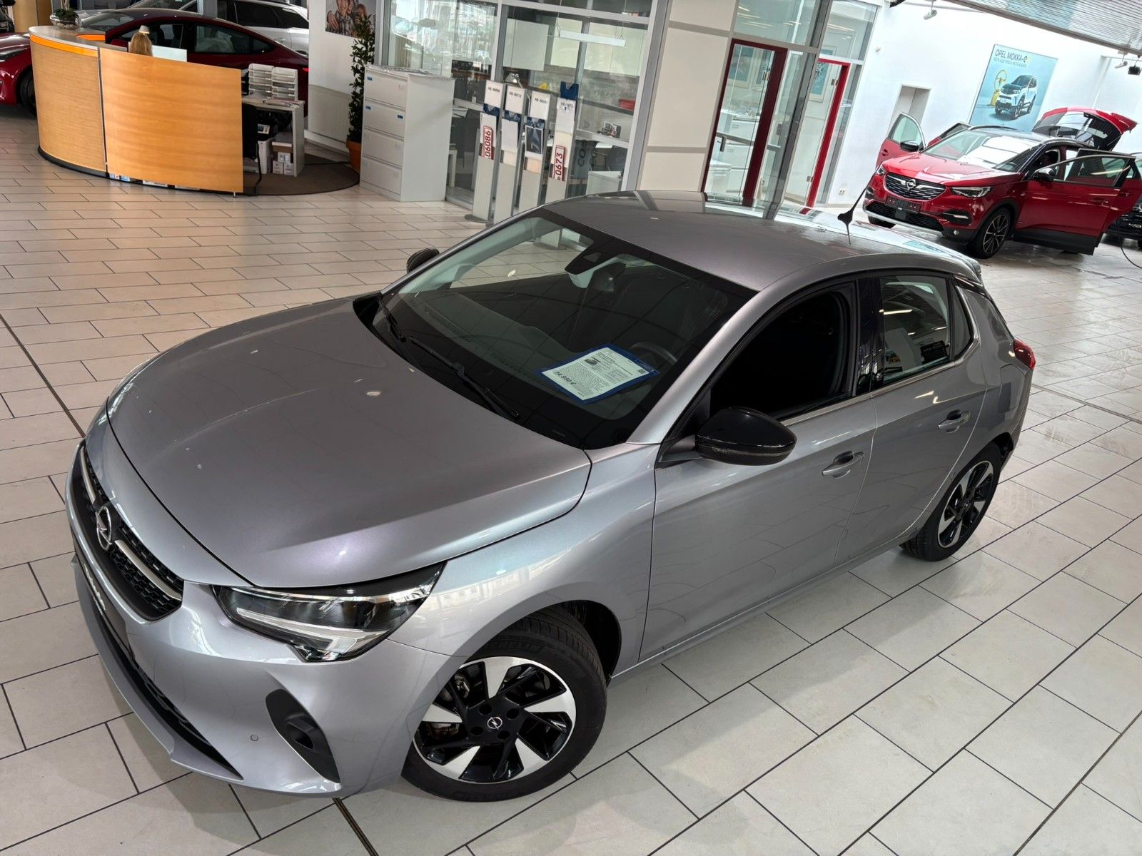 Fahrzeugabbildung Opel Corsa-e F ELEGANCE 3-PHASIG NAVI/LED/KAMERA/DAB+