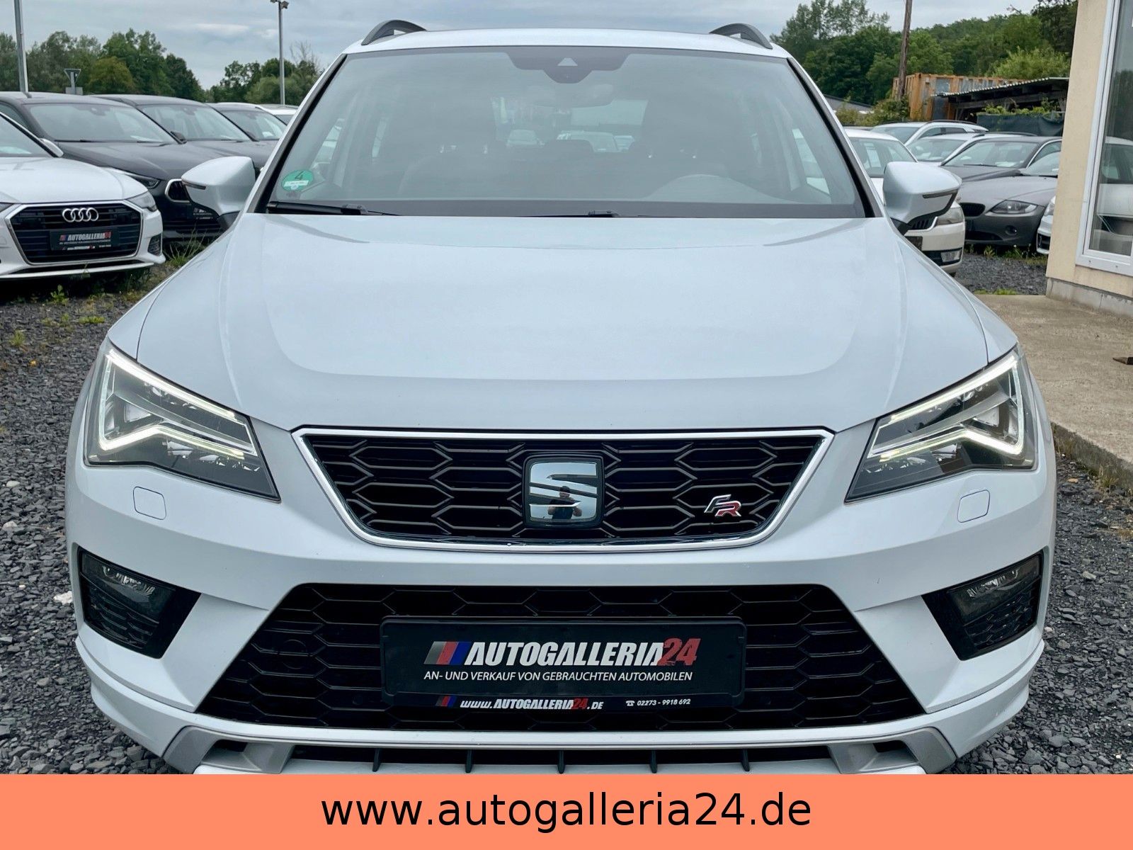 Fahrzeugabbildung SEAT Ateca FR 1.5 TSI DSG Navi LED ACC STANDHZG R-Kam