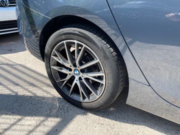 BMW 220 - 8