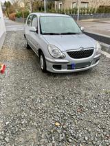 Daihatsu Gepflegtes Auto abzugeben - Daihatsu Sirion aus 2004