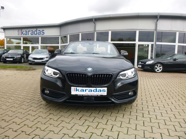 Fahrzeugabbildung BMW 230i Cabrio Sport Line>Sport AUT/Sport-Line/LED<