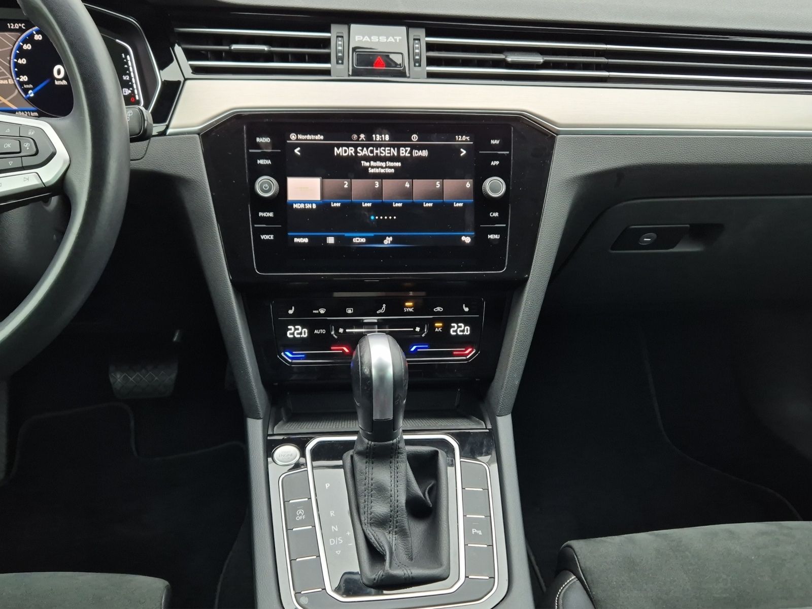 Fahrzeugabbildung Volkswagen Passat Variant TDI Elegance DSG Matrix Navi AID