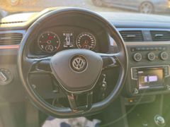 Fahrzeugabbildung Volkswagen Caddy STANDHEIZUNG NAVI TEMPOMAT AHK