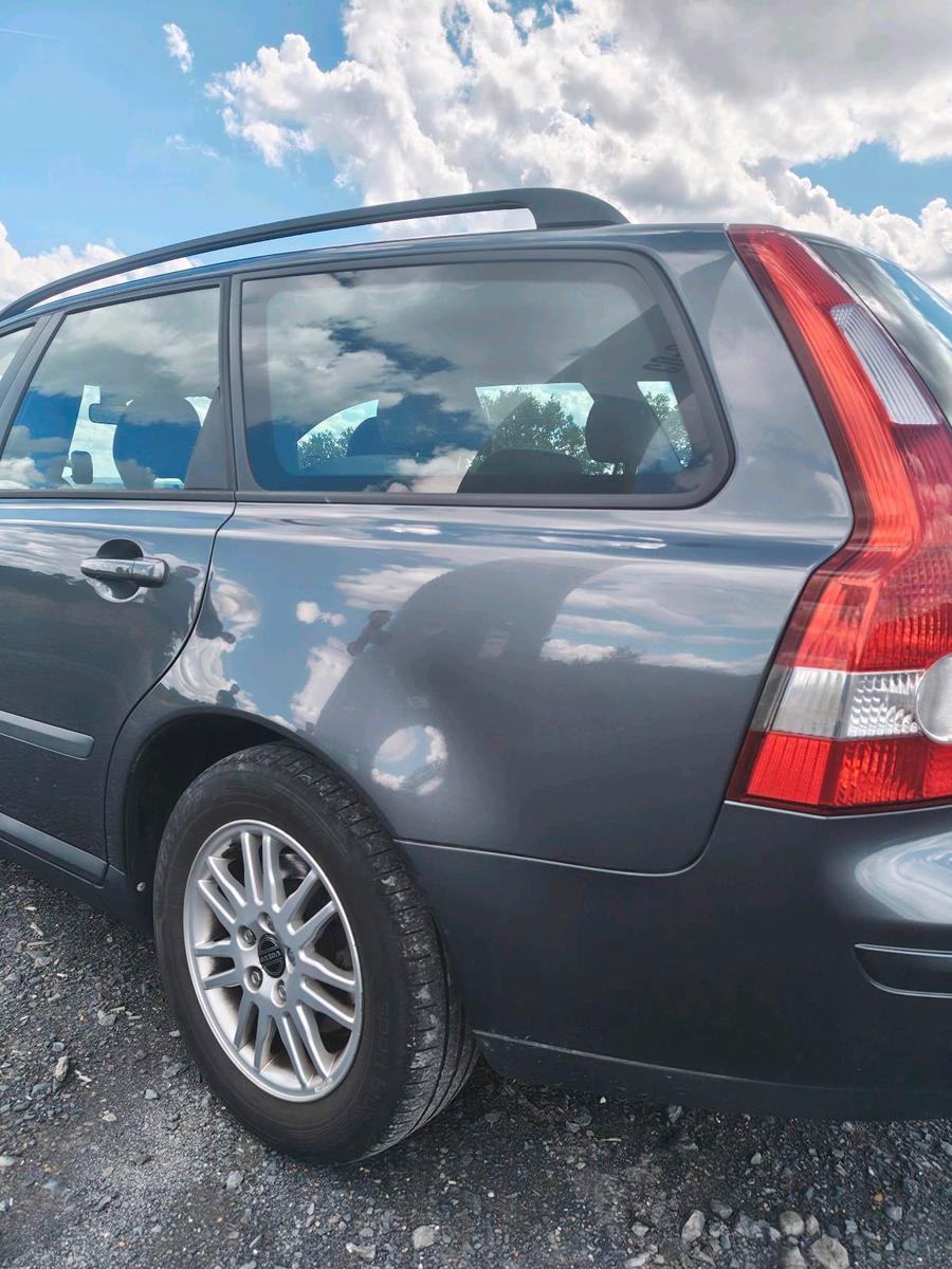Volvo V50 2004 — photo 7