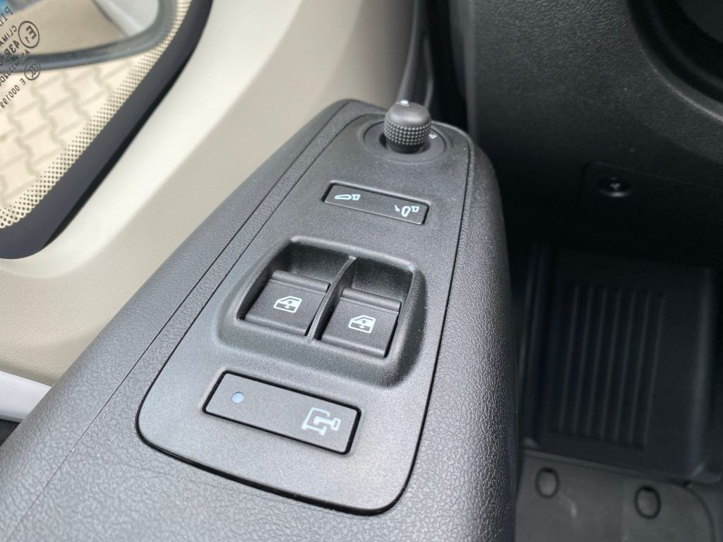 Fahrzeugabbildung Citroën Jumper 2.2 Diesel L2H2 *Navi*360 Grad*Allwetter*