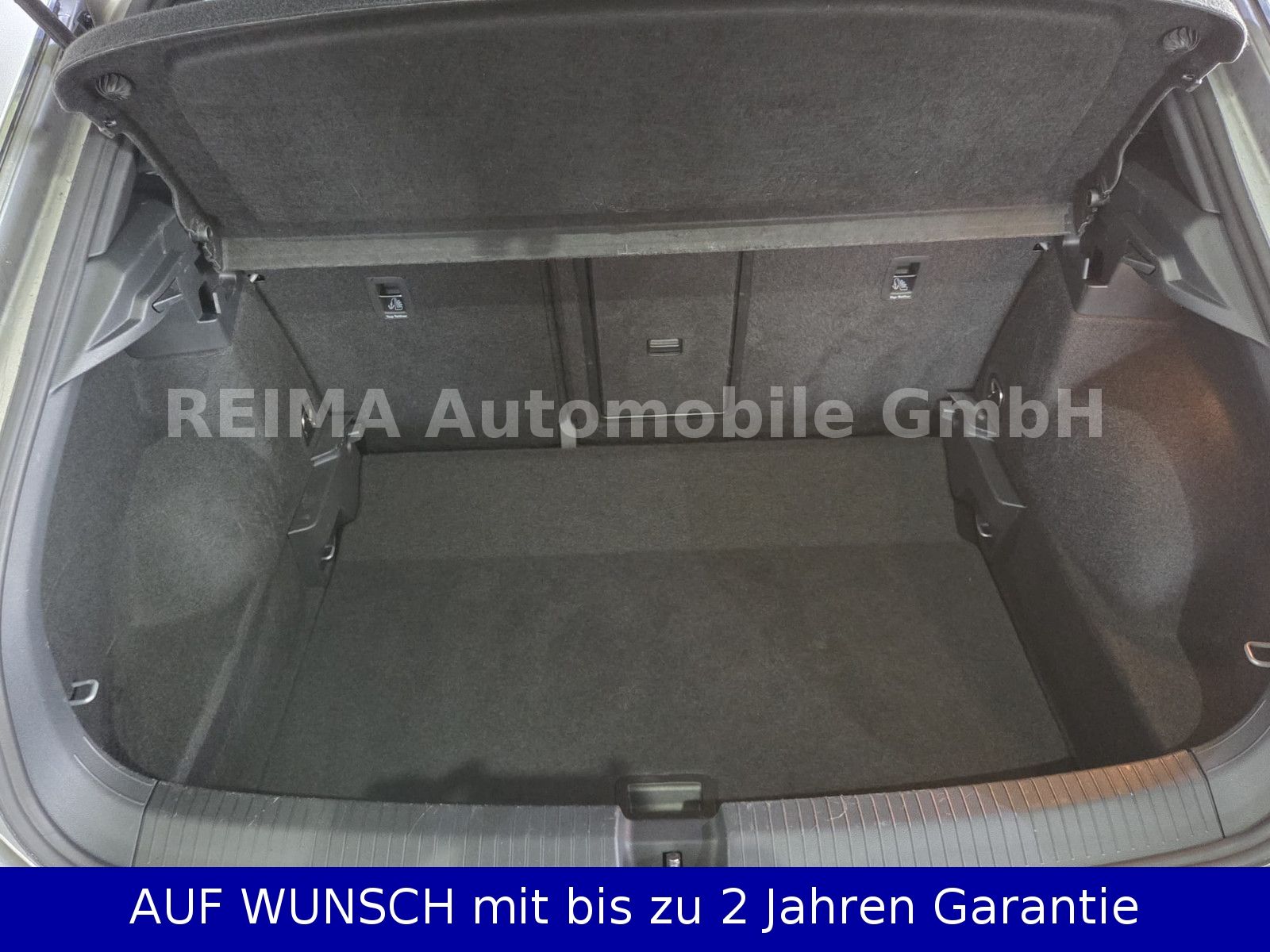 Fahrzeugabbildung Volkswagen T-Roc R-Line, LED, Massage, ACC