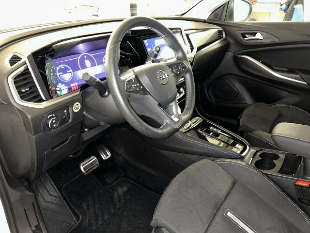 Grandland GSe Plug-In-Hybrid 4x4 Automatik