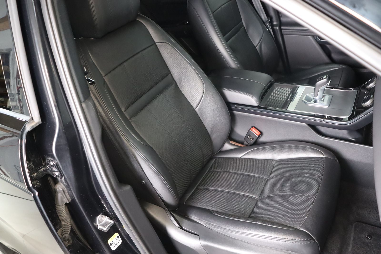 Fahrzeugabbildung Land Rover Range Rover Evoqe * LED * Memory * Keyless
