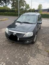 Dacia Logan / Auto zu verkaufen - gebrauchte Dacia Logan aus dem Jahr 2012