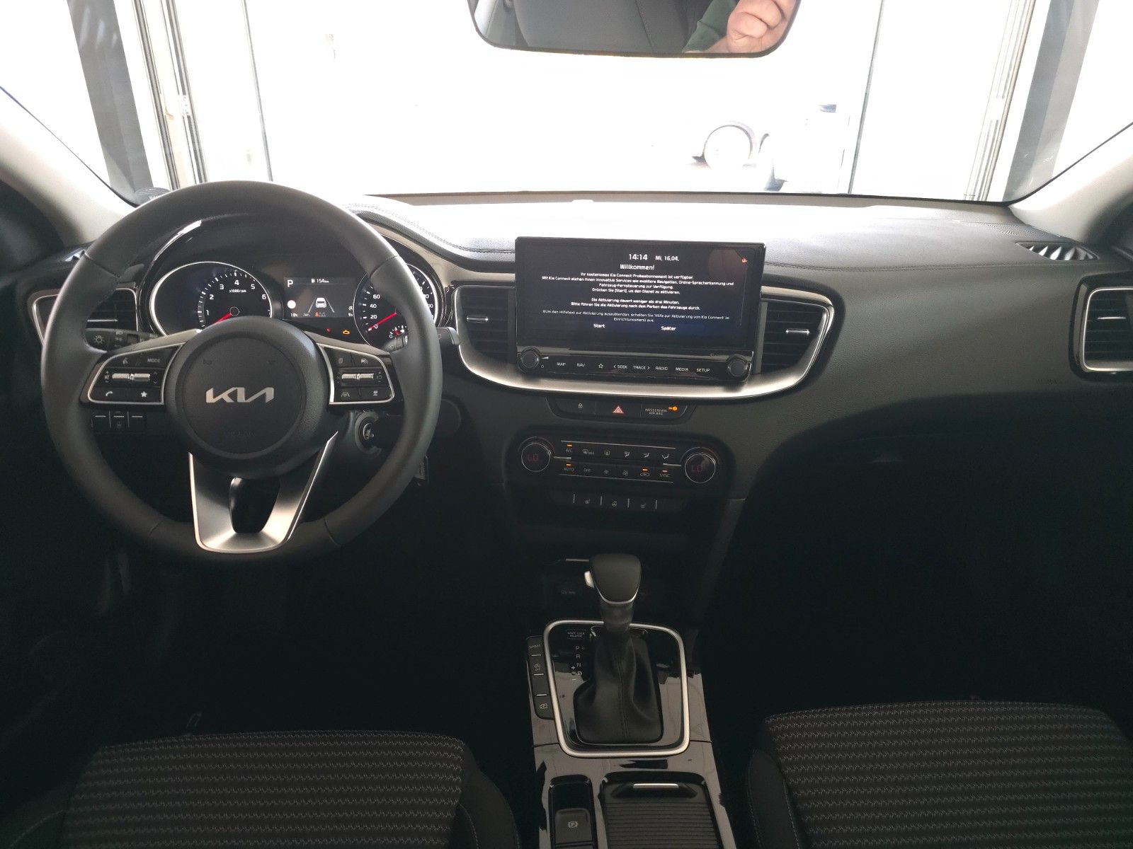 Fahrzeugabbildung Kia CEED_5 1.5T 140 DCT7 VIS KOMF+ NAVI