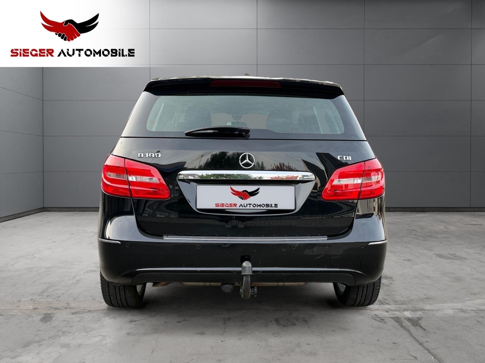 Mercedes-Benz B 180 Sports Tourer, AHK