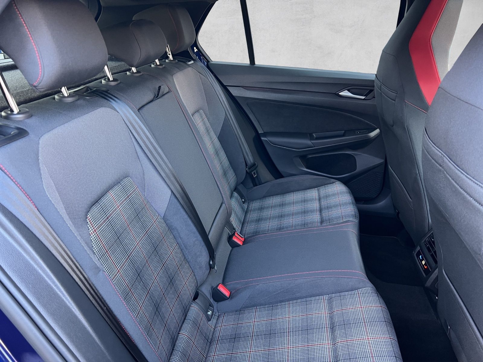 Golf VIII GTI 2.0 TSI DSG Pano*ACC*Kamera*LED