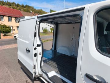 Opel Vivaro - 6