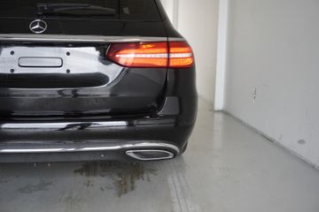 Mercedes E 220 - 10