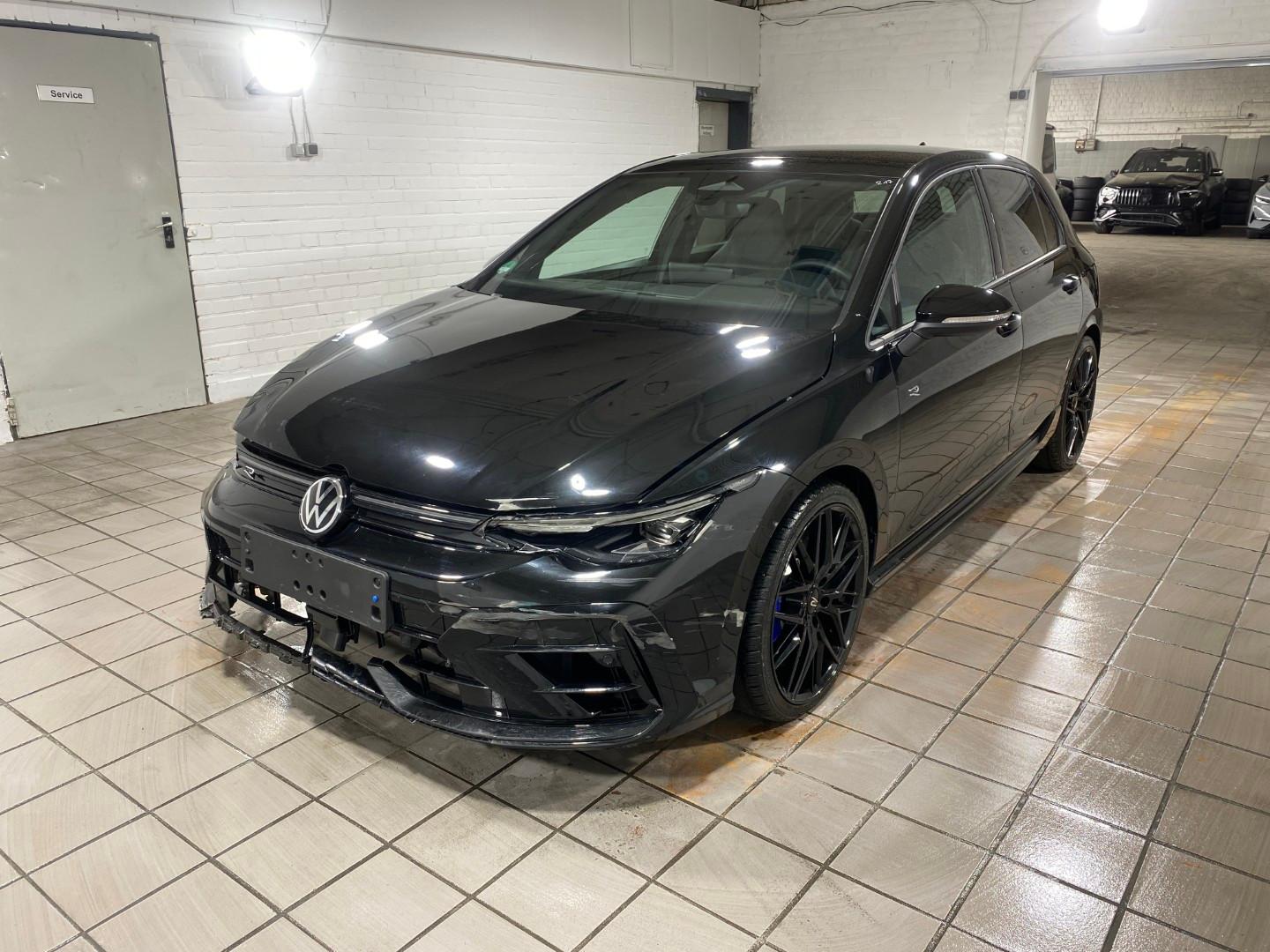 Volkswagen Golf R 4Motion PANO/KAM/H&K