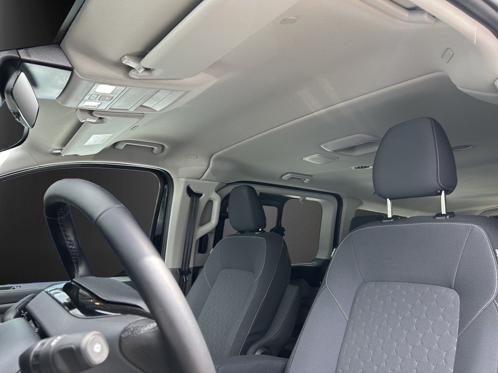 Fahrzeugabbildung Ford Tourneo Custom Titanium Automatik GJR Kamera