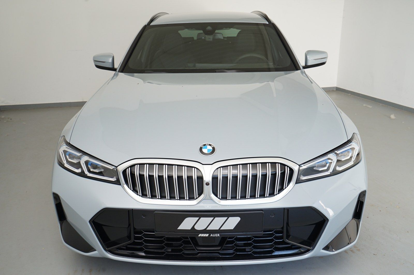 BMW 318d Touring (M-Sport Navi LED AHK Leder Shz) foto 4
