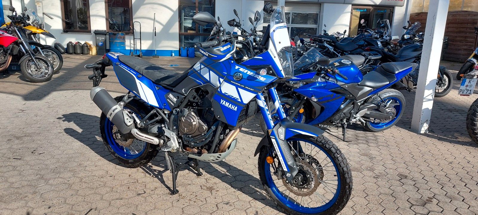 Fahrzeugabbildung Yamaha XTZ 700  nur 1750 KM  Foliert + Hauptständer