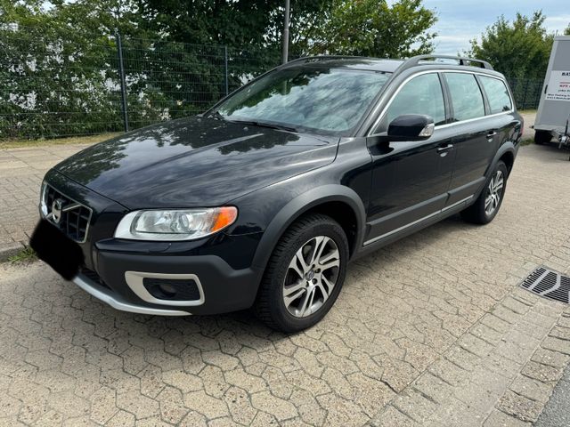 Volvo XC70 Momentum 2WD*Navi*Xenon*Leder*