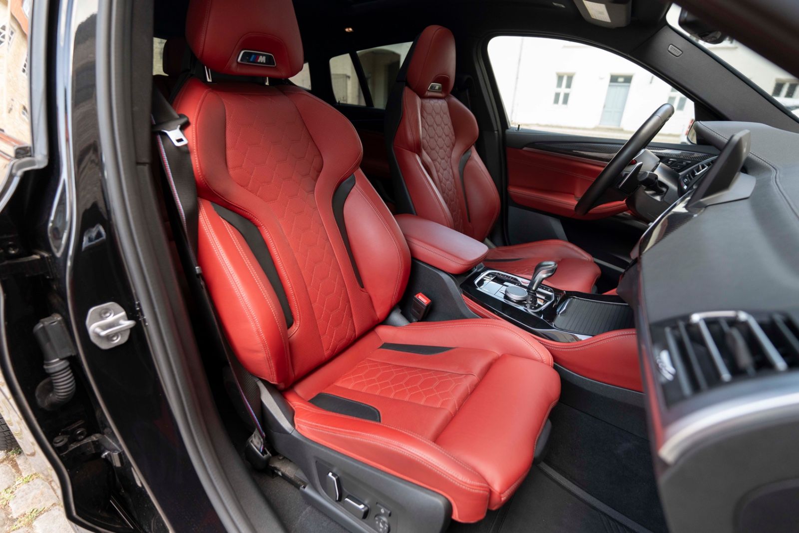 Fahrzeugabbildung BMW X4 M COMPETITION ACC H&K HUD LED 360°