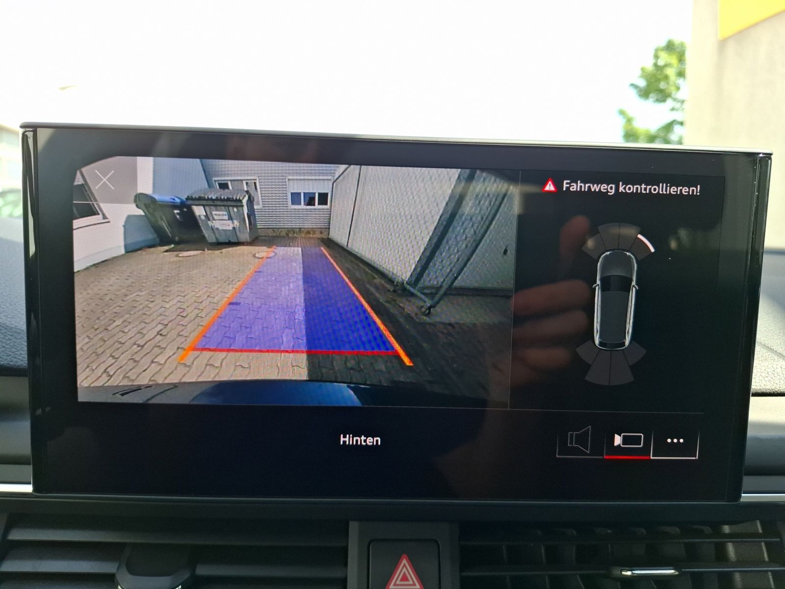 Fahrzeugabbildung Audi A4 Avant 40 TDI advanced quattro S-tronic Navi A