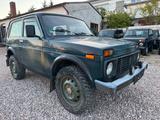 Lada Niva Only*AHK*4x4*CD-Radio*Tüv Neu*2 Hand* - Lada Niva 4x4 Gebrauchtwagen mit Allradantrieb