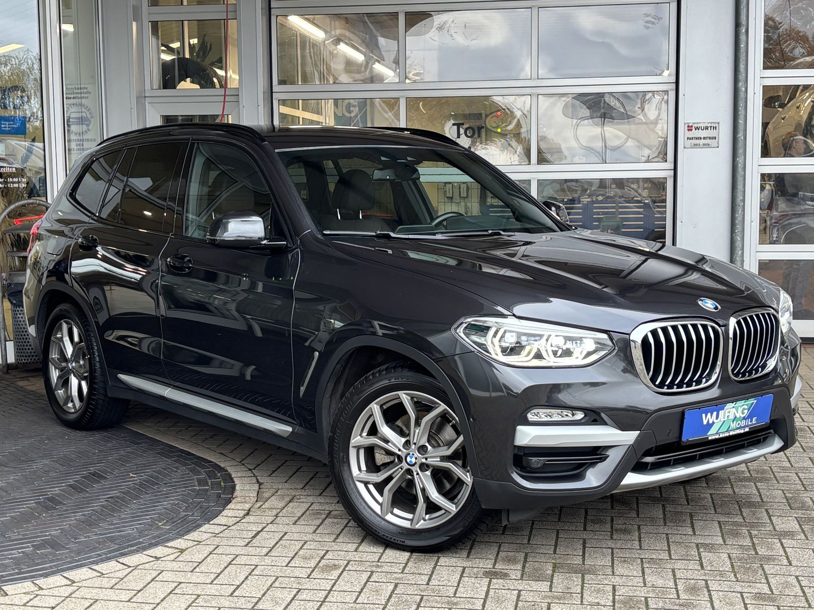 BMW X3 xDrive 20 d xLine AHK NAVI SPURHALTE HUD LED imagem 3