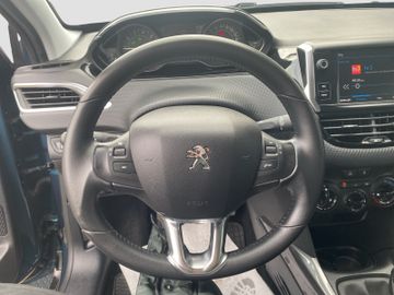 Peugeot 2008 - 12
