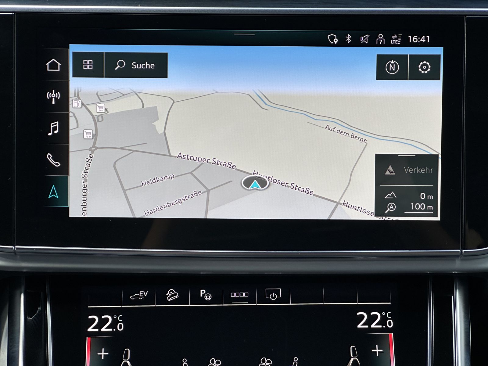 Fahrzeugabbildung Audi Q7 55 TFSI e Qu S-Line NAV+LED+KAM+PANO+VCOCKPIT