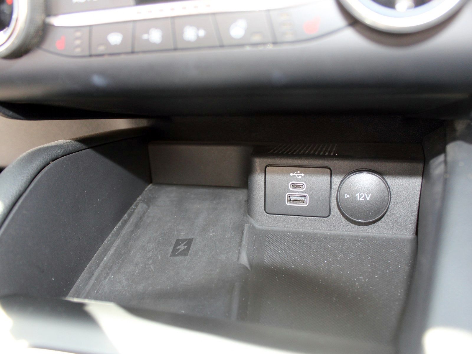 Fahrzeugabbildung Ford Kuga ST-Line X Start/Stopp