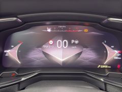 Fahrzeugabbildung DS Automobiles DS 7 BlueHDI 130 Aut. OPERA LEDER Panoramadach