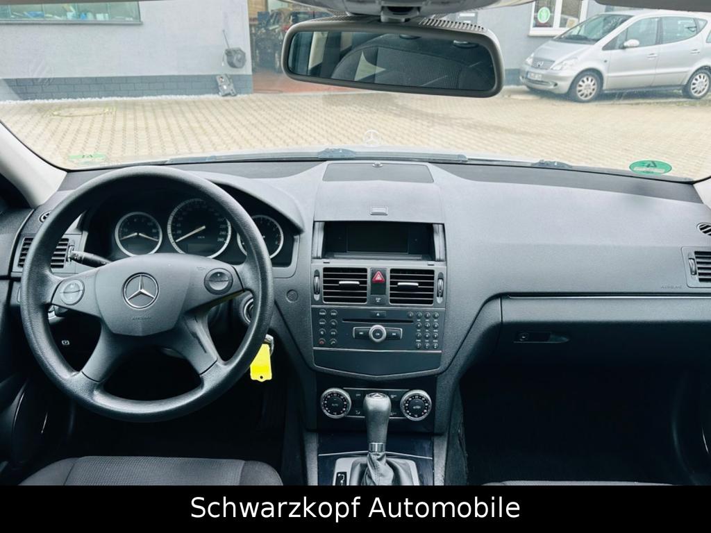 Mercedes-Benz C 230