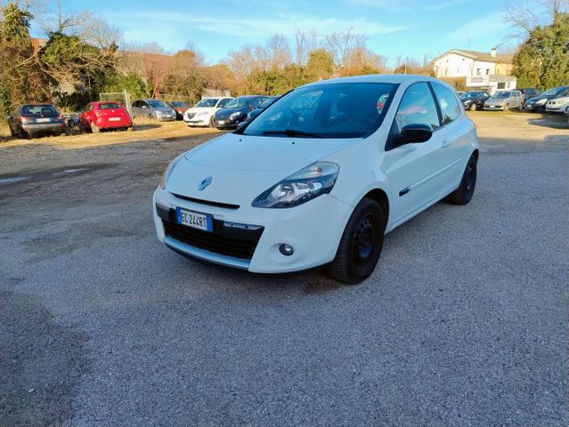 Renault Clio 1.2 16V 3 porte Luxe