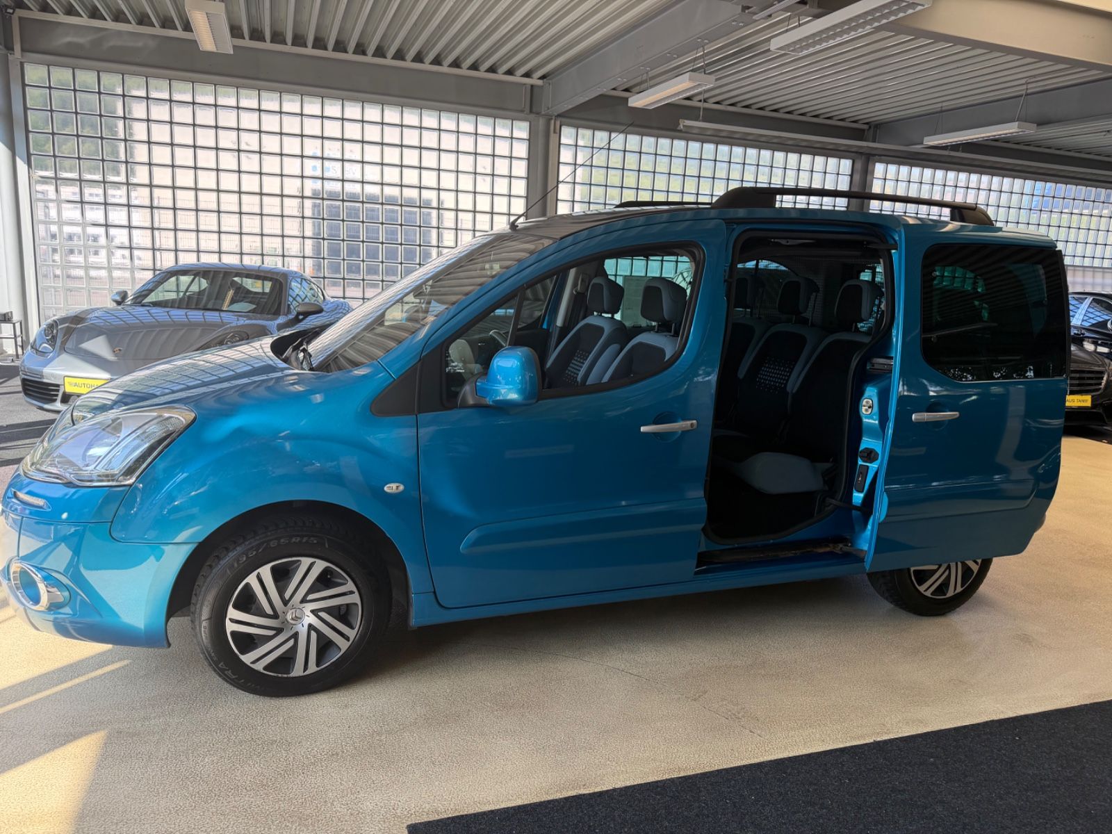 Fahrzeugabbildung Citroën Berlingo Kombi Selection*1. Hand