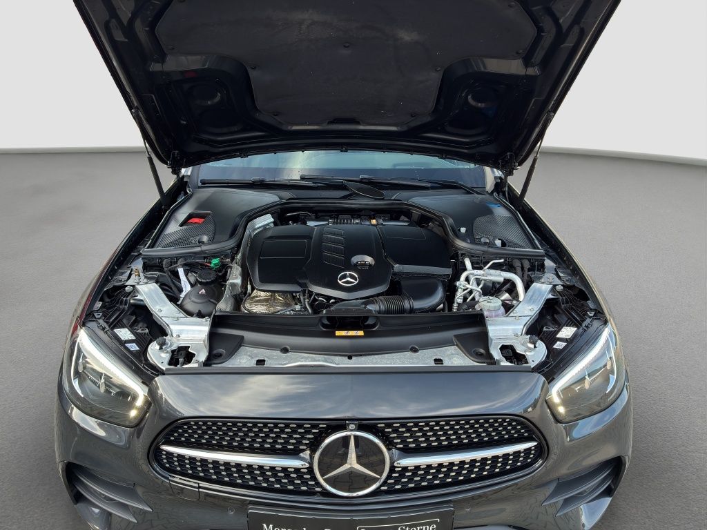 Fahrzeugabbildung Mercedes-Benz E 300 de T AMG*PANO-SD*AHZV*HUD*DISTR*BURMESTER*